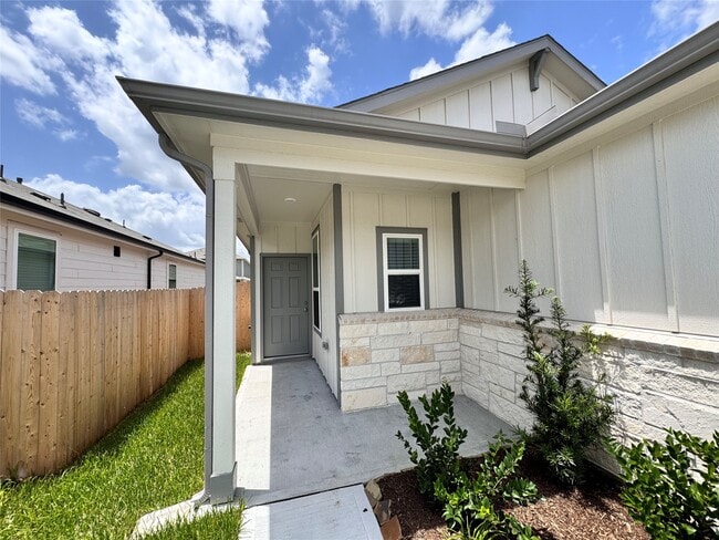 Photo - 26422 Cedar Sedge Dr