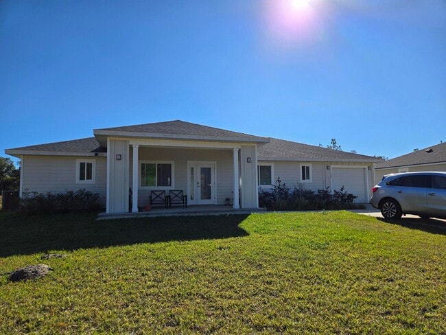 3 MONTHS FREE RENT! 3/2 in Hawthorne - 3 MONTHS FREE RENT! 3/2 in Hawthorne