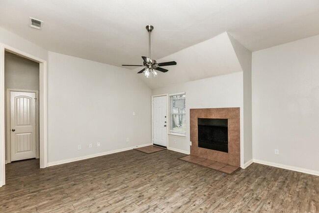 6601 Rockdale Rd