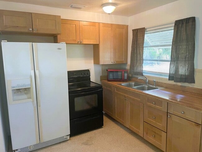 Photo - North Fort Myers Single Family Home