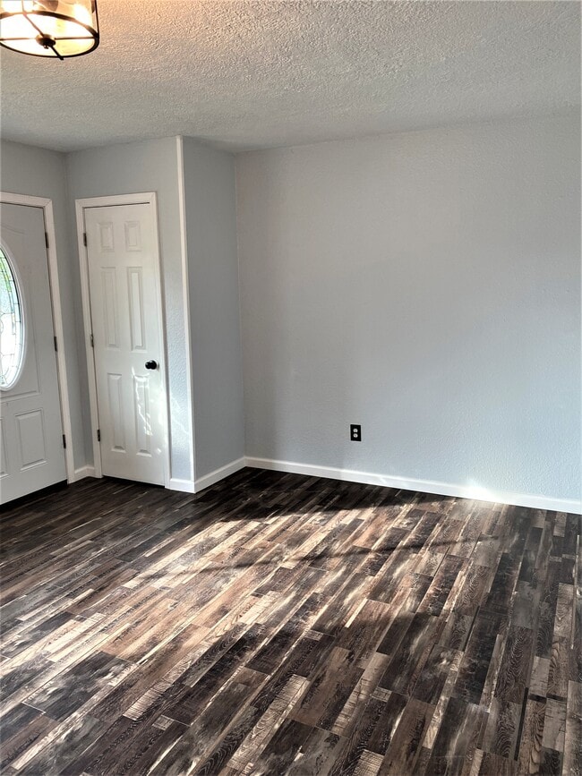 Photo - 508 Hickory St