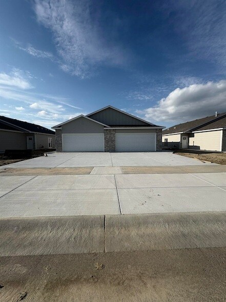 Photo - 12942 E Blake St