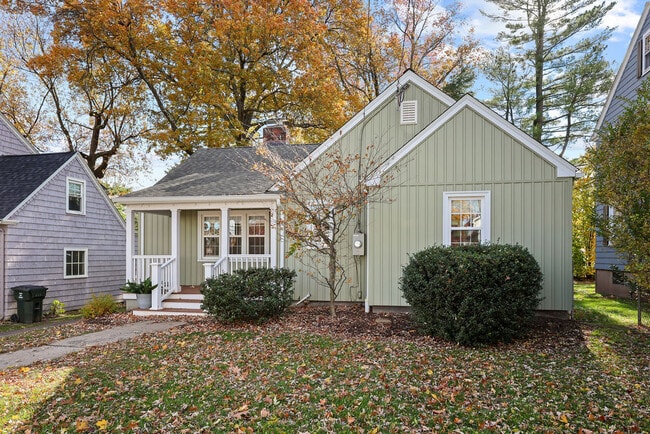 Photo - 15 Arapahoe Rd