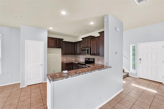 Photo - 1300 Land Oak Rd