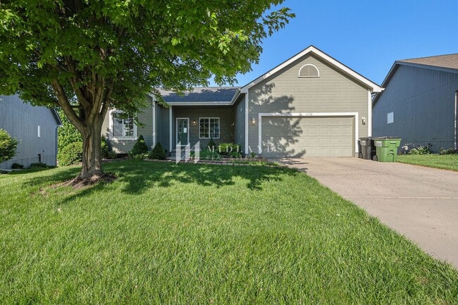 Building Photo - Millard Ranch