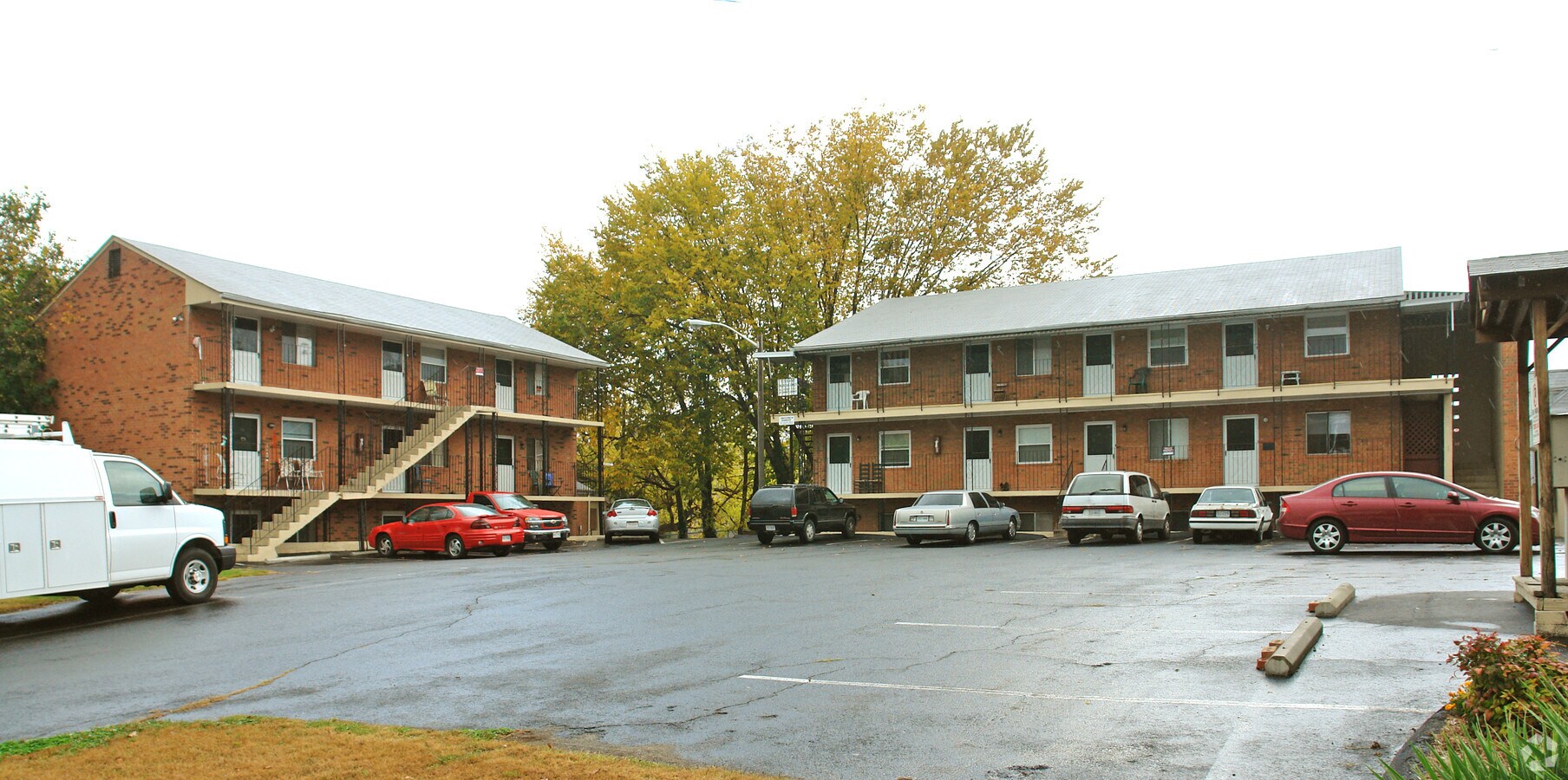 Jefferson Clark Apartments - Jefferson Clark Apartments