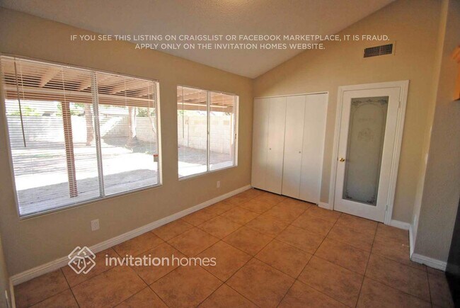 Photo - 5520 W Joan De Arc Ave