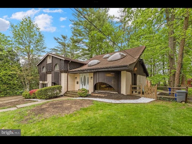 Photo - 9817 Inglemere Dr