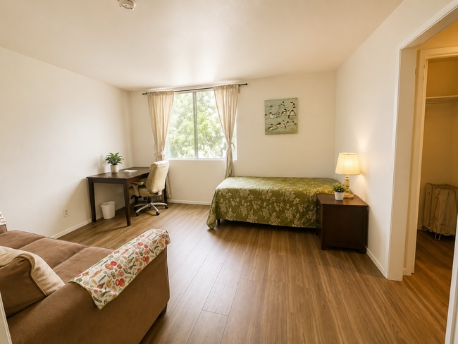 Photo - 211 S Wilson Ave Unit 208