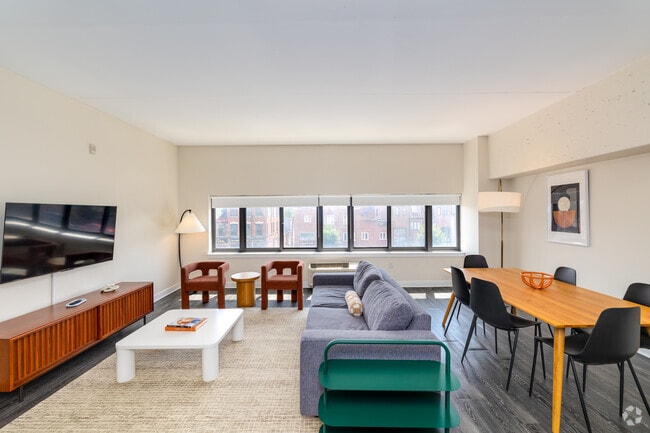 1BR, 1BA - 978SF - Living Room - Head House Flats