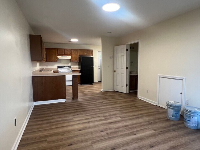 2413 Louise St Unit 2413 Louise Street #2