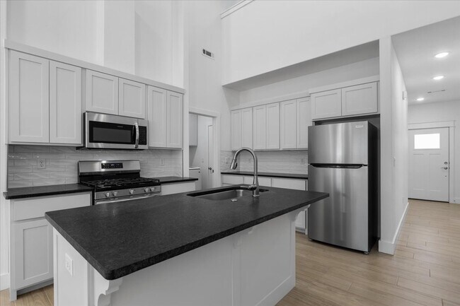 Photo - 717 Sun Meadow Dr