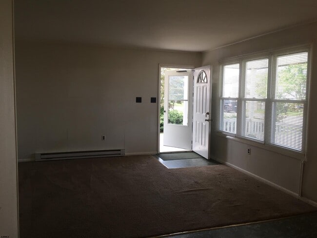 Photo - 4632 Schooner Rd