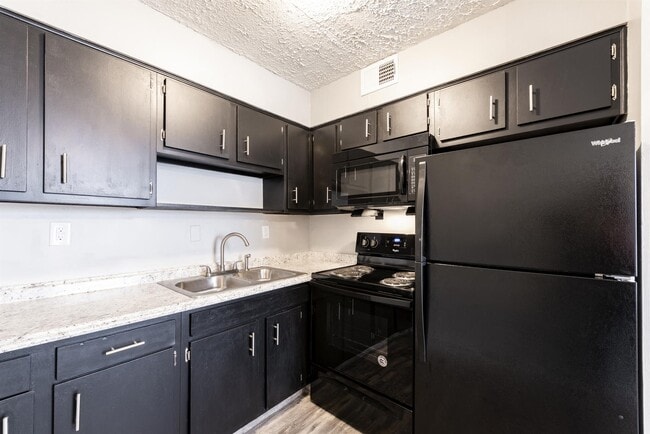 Maplewood II Apartments