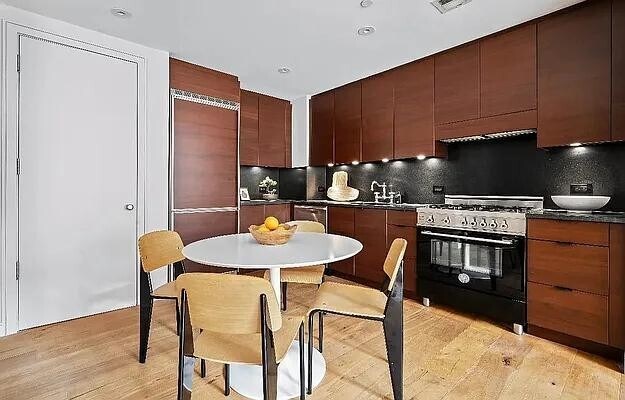 Photo - 540 W 28th St Unit 3F