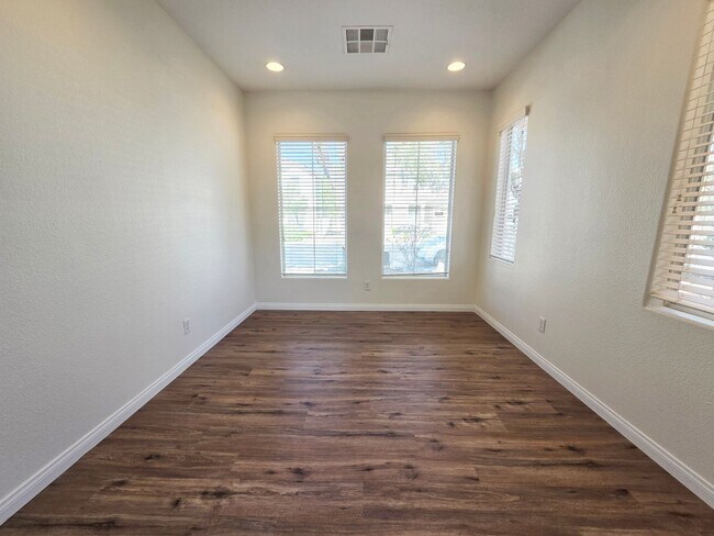 Photo - Spacious 4 Bed Home with Loft & 3-Car Garage
