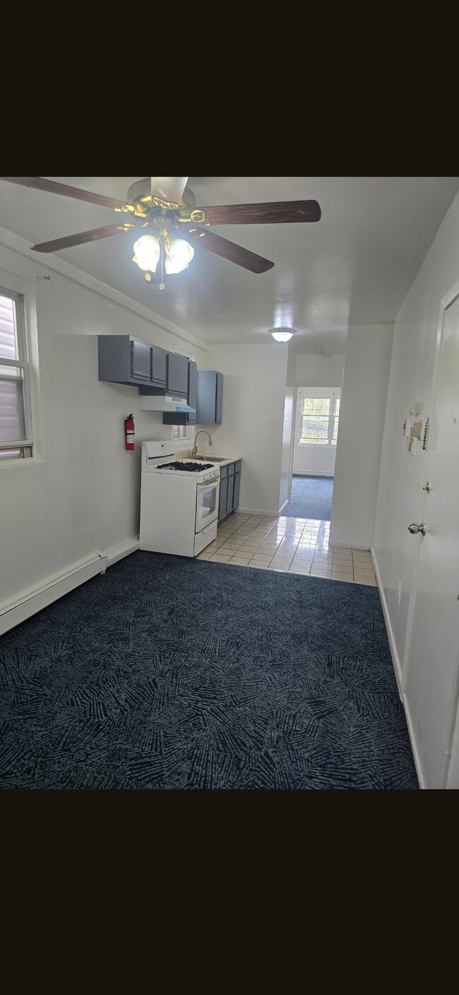 Photo - 416 6th St Unit 1 BEDROOM APT FOR RENT
