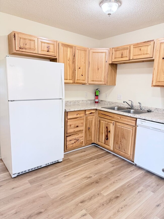 Photo - Weston Ridge E Unidad E-18