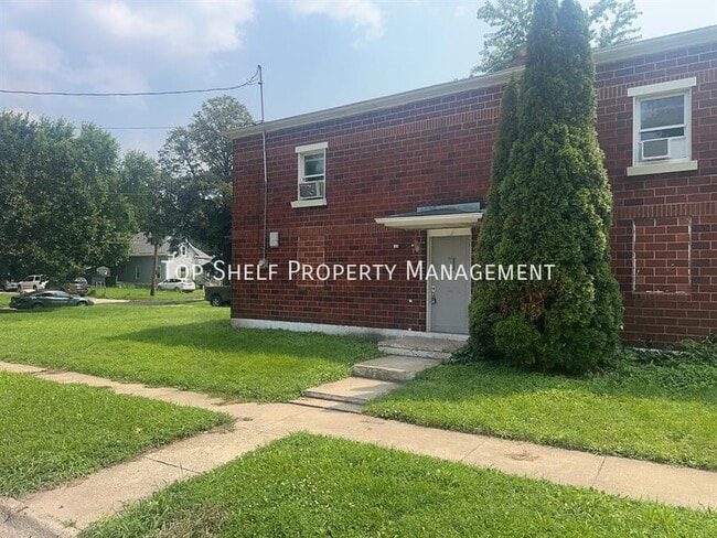Building Photo - 415 E Tiffin Ave Rental