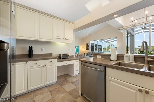Photo - 1526 Vintage Ln