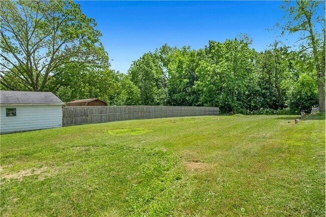 Photo - 2332 Cooledge Ave