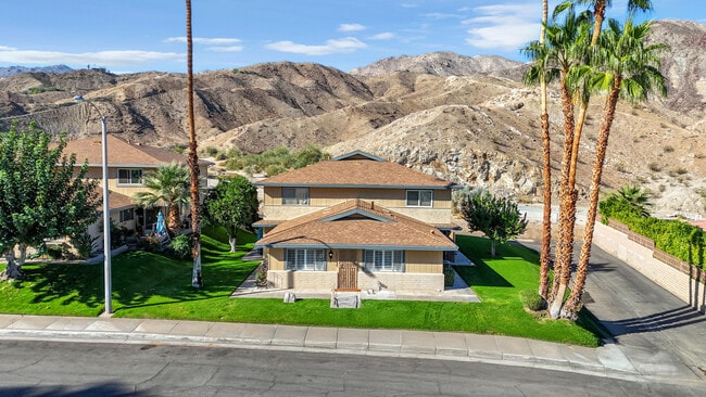 Building Photo - 72601 Edgehill Dr Unit 1