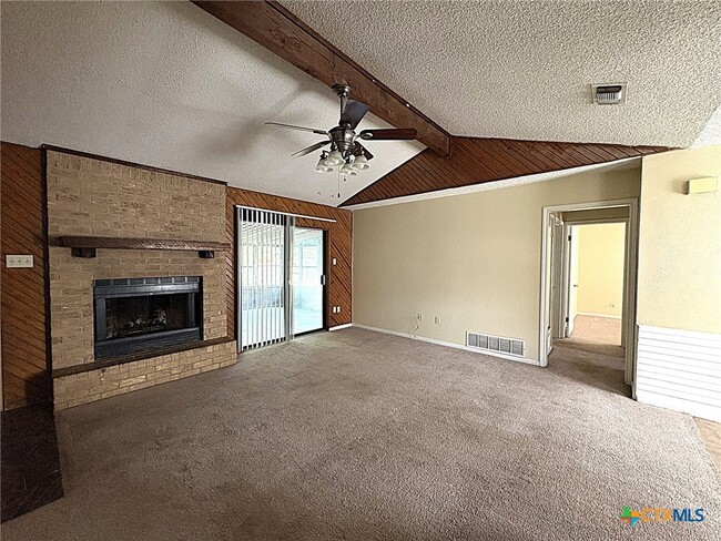 Photo - 2309 Whitney Dr