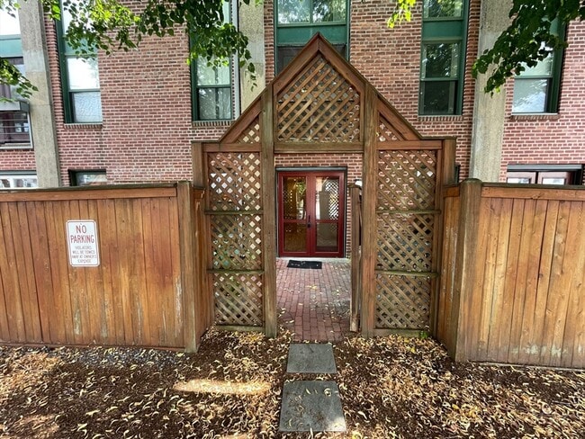 Photo - 71 Fulkerson St Unit 102