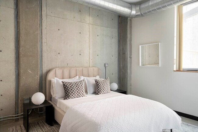 Photo - 1060 Broadway Unit 002