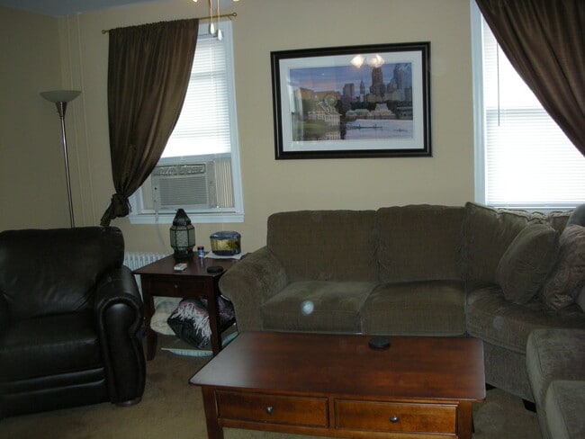 Photo - 2716 E County Line Rd Unidad Second Floor