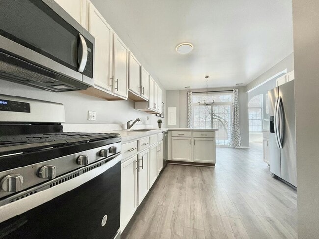 Photo - 13841 Cambridge Cir