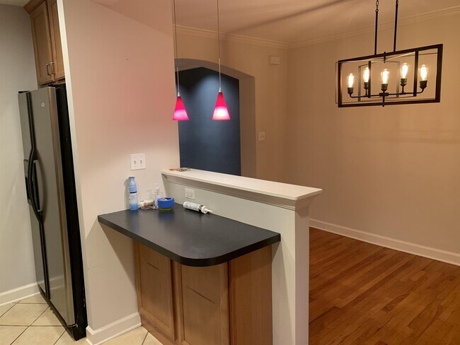 Photo - 8319 Hillendale Rd