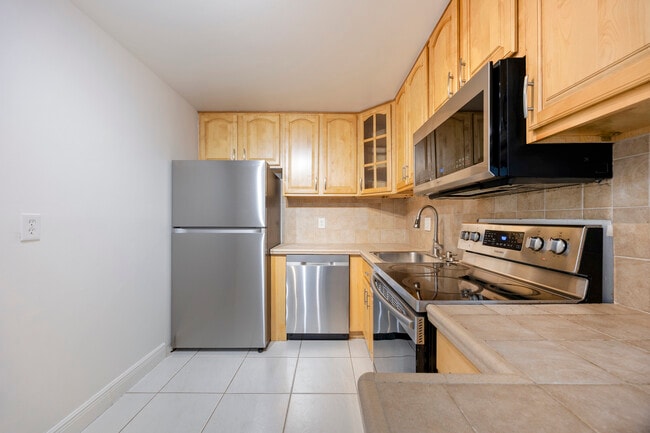 Photo - 470 NW 20th St Unit #204