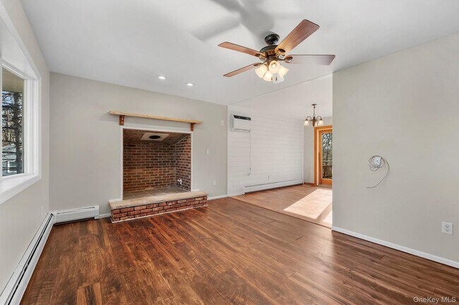 Photo - 3 Fredrick Dr