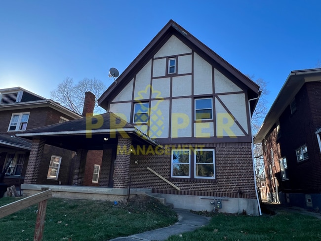 Building Photo - 3 bedrooms 1 bathrooms house for rent