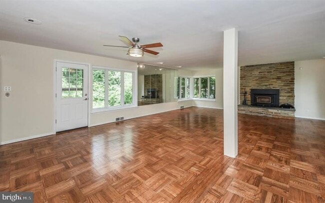 Photo - 8104 Heacock Ln