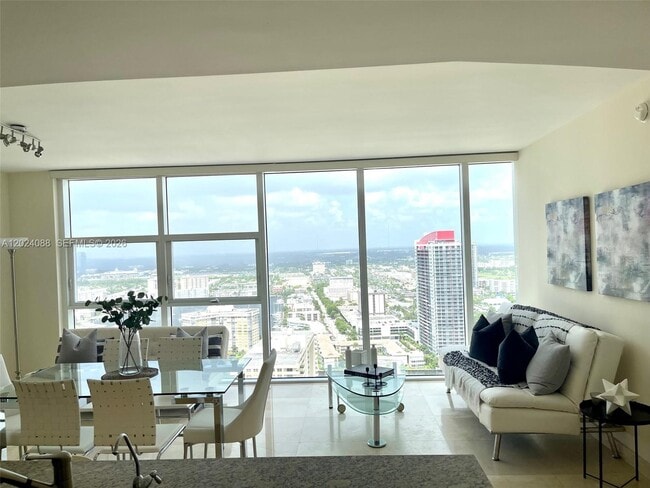 Building Photo - 1830 S Ocean Dr Unit 3407