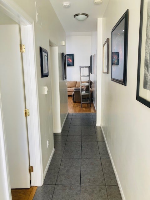 Building Photo - 1354 W 24th St Rental