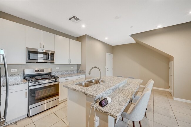 Photo - 9864 Kings Glen St Unidad 9864