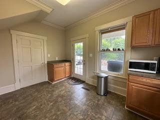 Photo - 65 E Court St