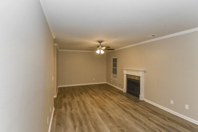 7531 Sugarcreek Dr