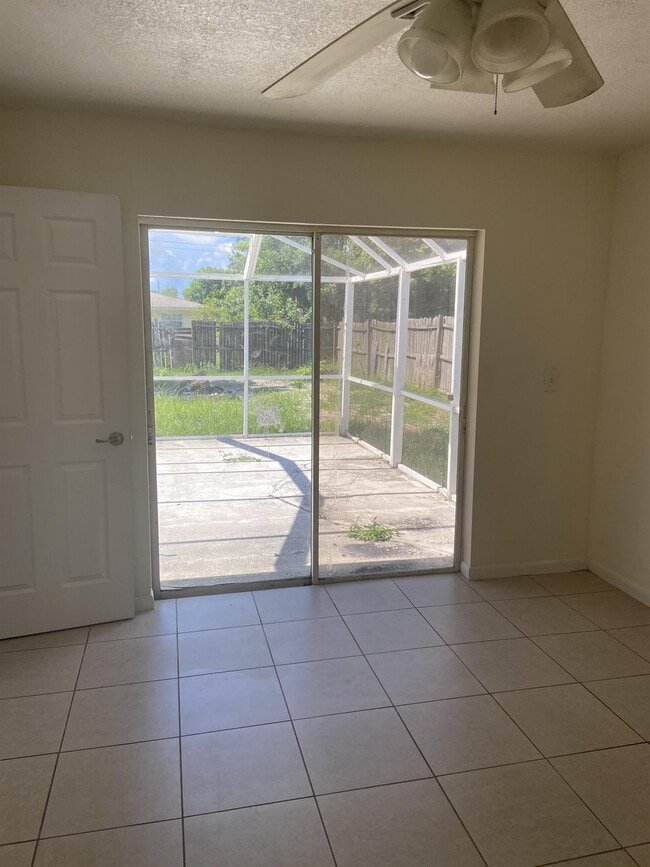 Photo - 105 SE 44th Terrace