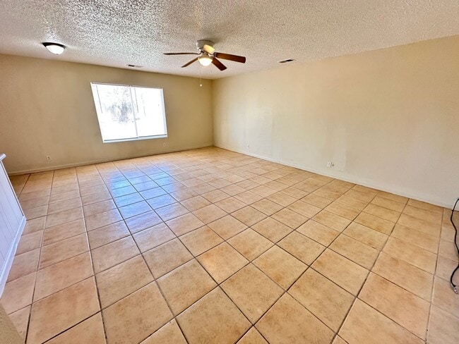 Photo - Move in Special Beautiful 3 Bedroom 2 Bathroom 2 Car Garage