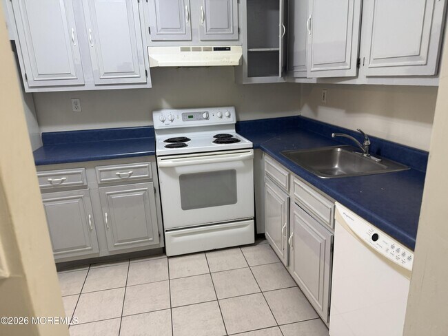 Photo - 74 Northrup Dr Unit x