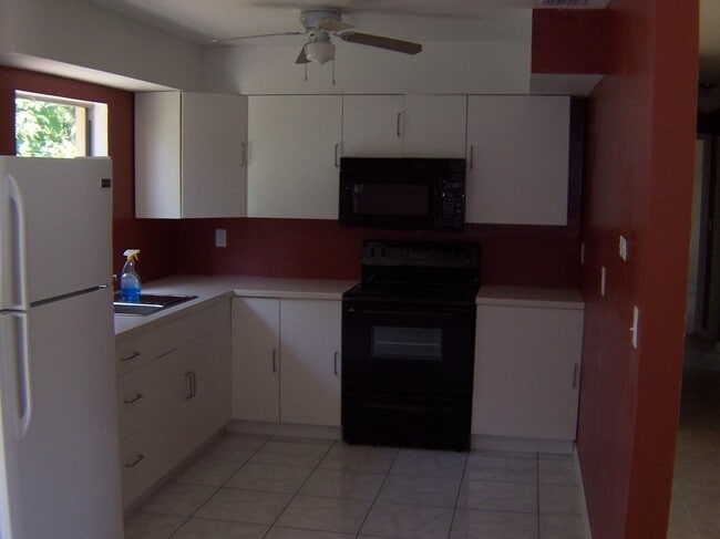 Photo - Three-Bedroom Home Near the Chain of Lakes