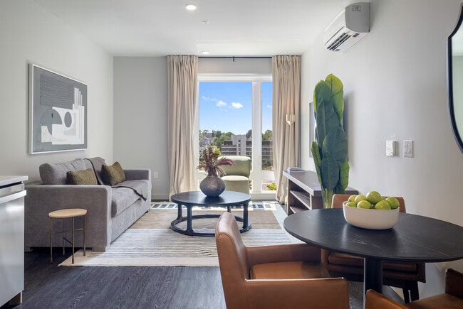 Building Photo - 51 S Broadway Unit FL4-ID1383002P