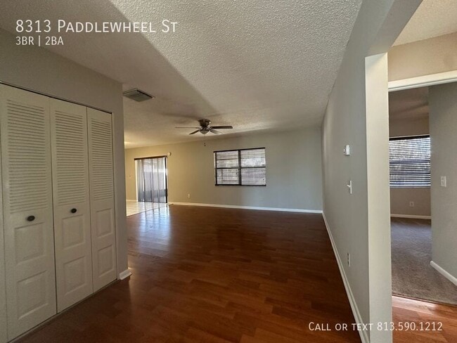 Photo - 8313 Paddlewheel St