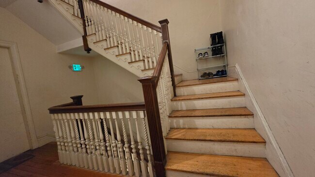 Photo - 184 Naples Rd Unit 5
