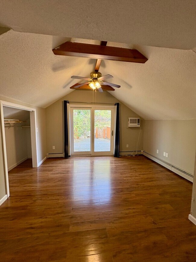 Photo - 62 School St Unit B