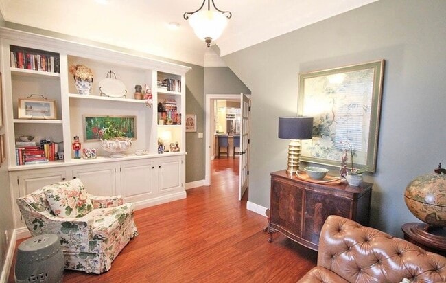 Photo - 1512 Victoria Green Blvd